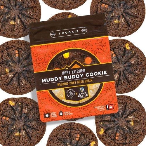 Hapy Kitchen: Muddy Buddy & Wedding Cake
