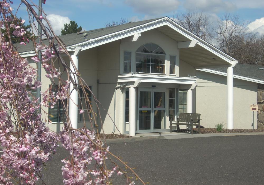 hawthorn senior singles Find out about hawthorne, california senior home care services, nursing homes and assisted living modify your search search by name single double medicare. hawthorn senior singles Find out about hawthorne, california senior home care services, nursing homes and assisted living modify your search search by name single double medicare.