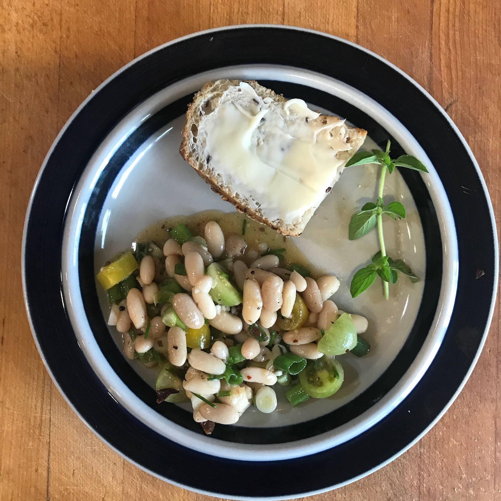 white-bean-salad.jpg Italian White Bean Salad