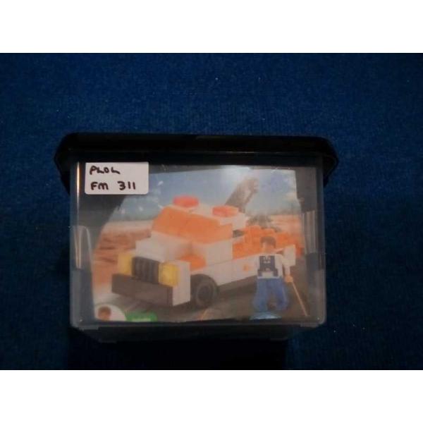 Tow Truck Building Bricks