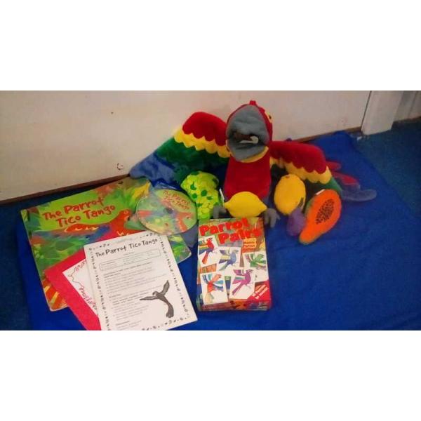 Parrot story sack (green bag)