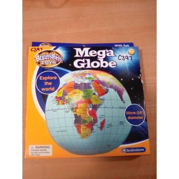 Inflatable globe