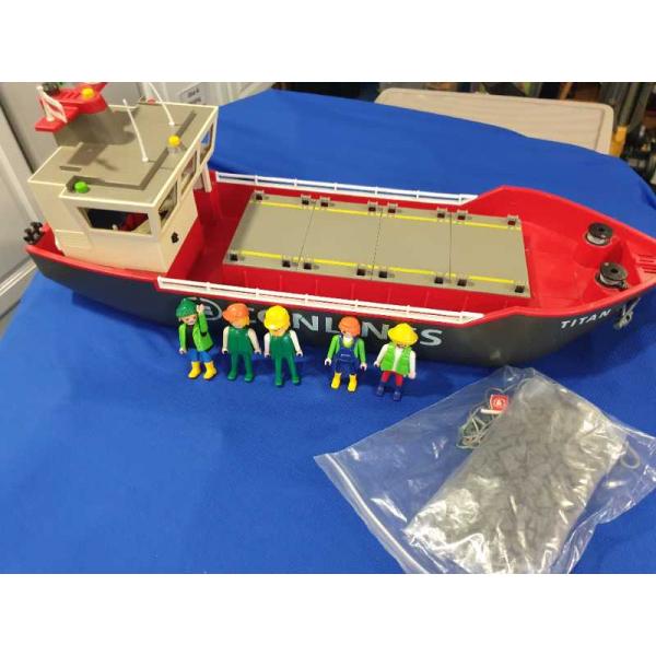 Playmobil cargo ship