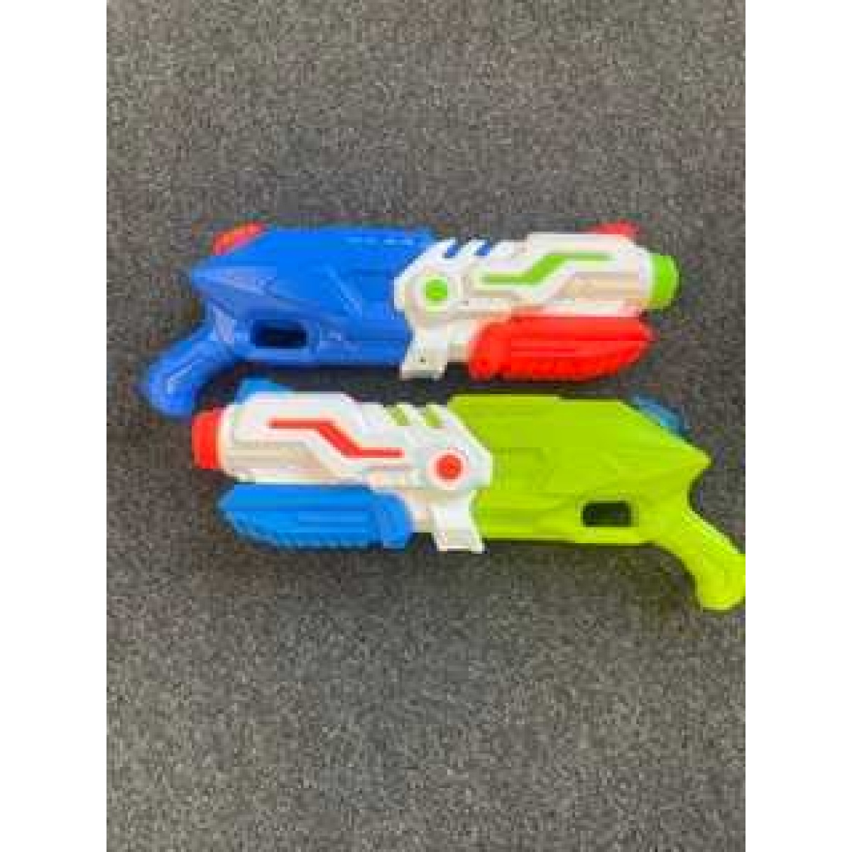 Water Blasters green and blue