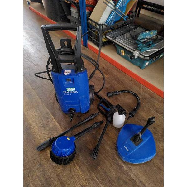 Pressure Washer (5.2L/min, 8MPa) (+ BAG OF ATTACHMENTS)