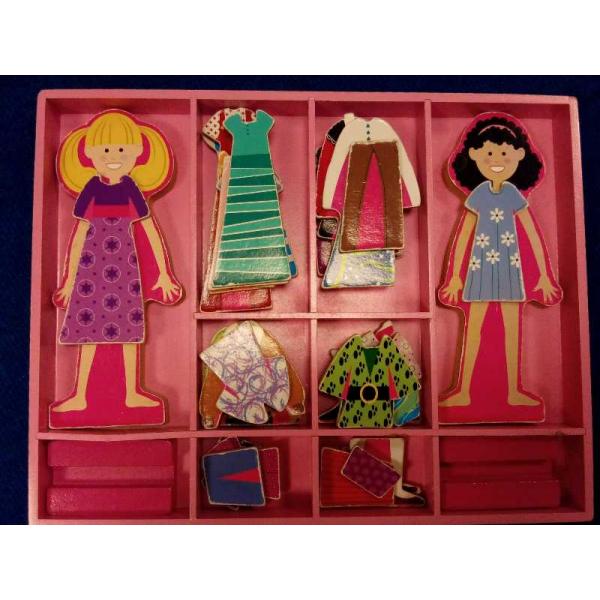 Borrow dress up dolls