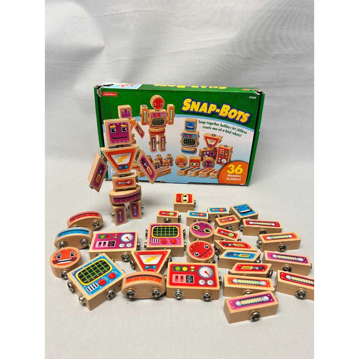Snap-Bots Wooden Builders