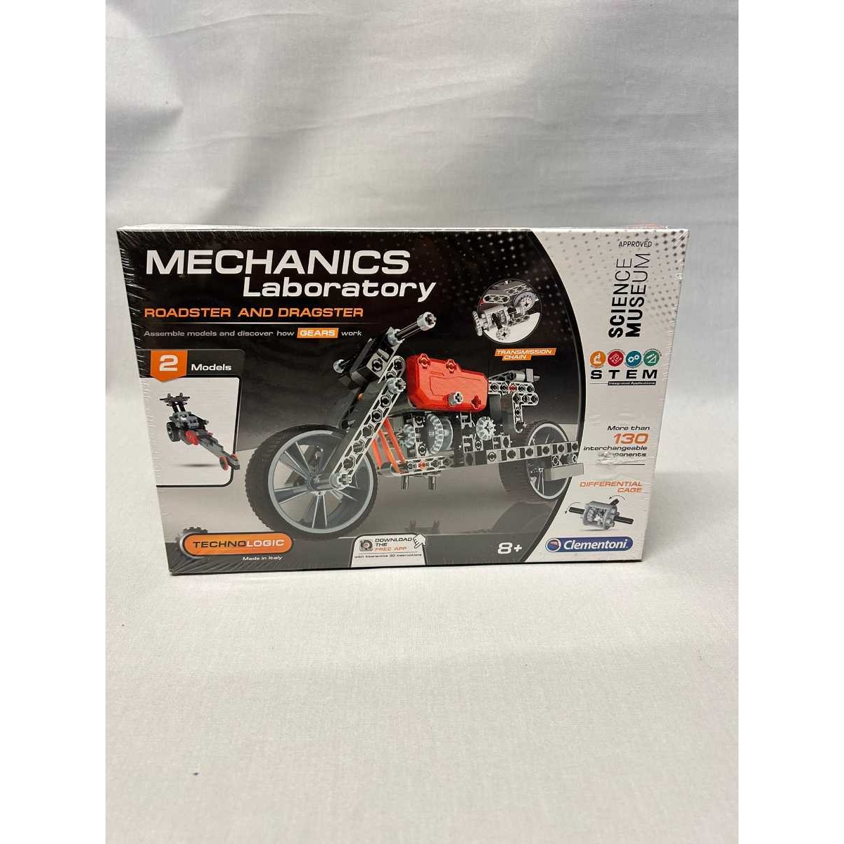 Mechanics Laboratory / Roadster and Dragster