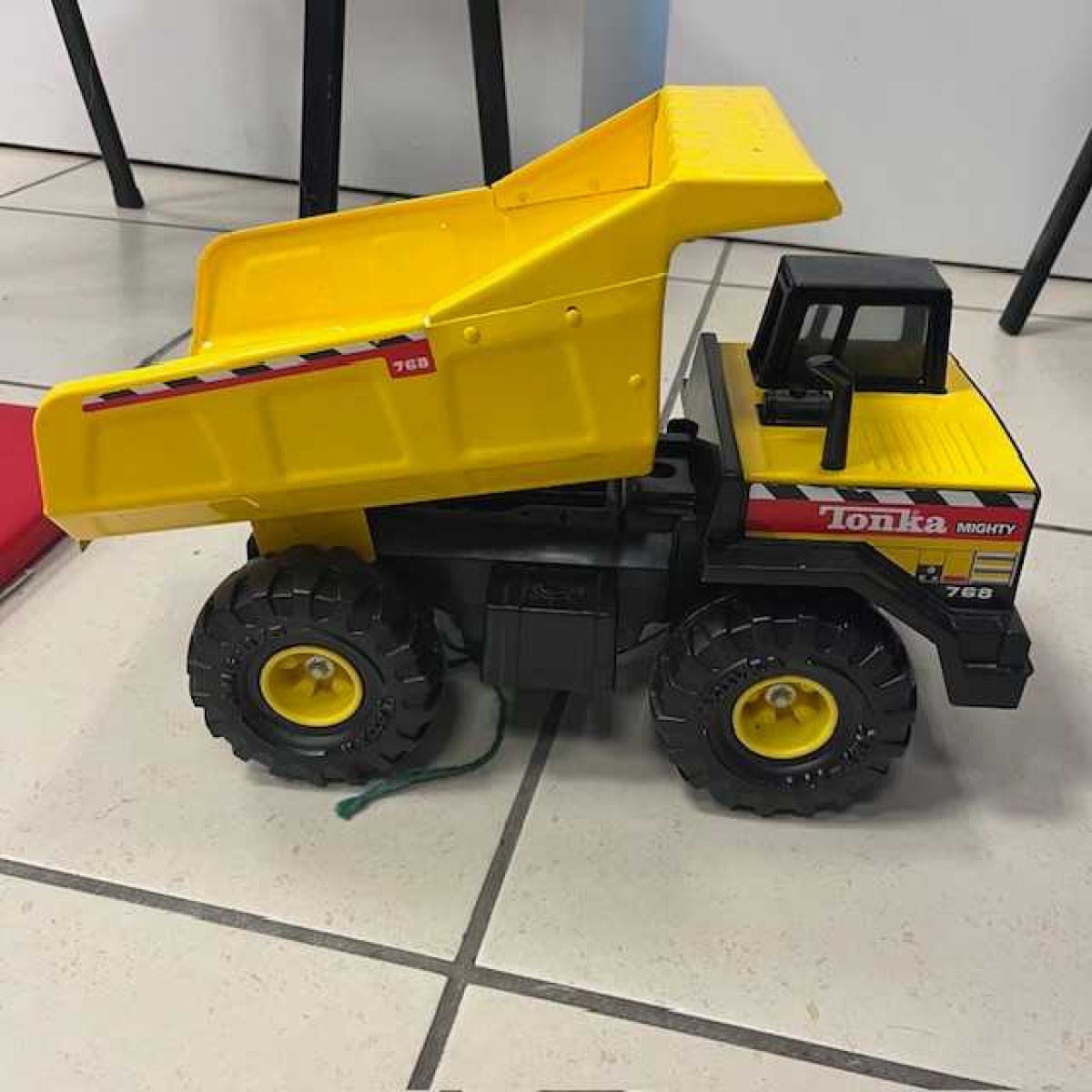 Tonka Mighty Dump Truck