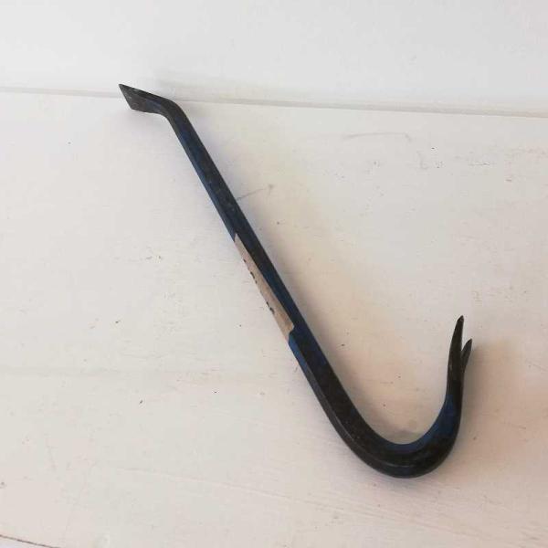 MISSING Crow bar 12"