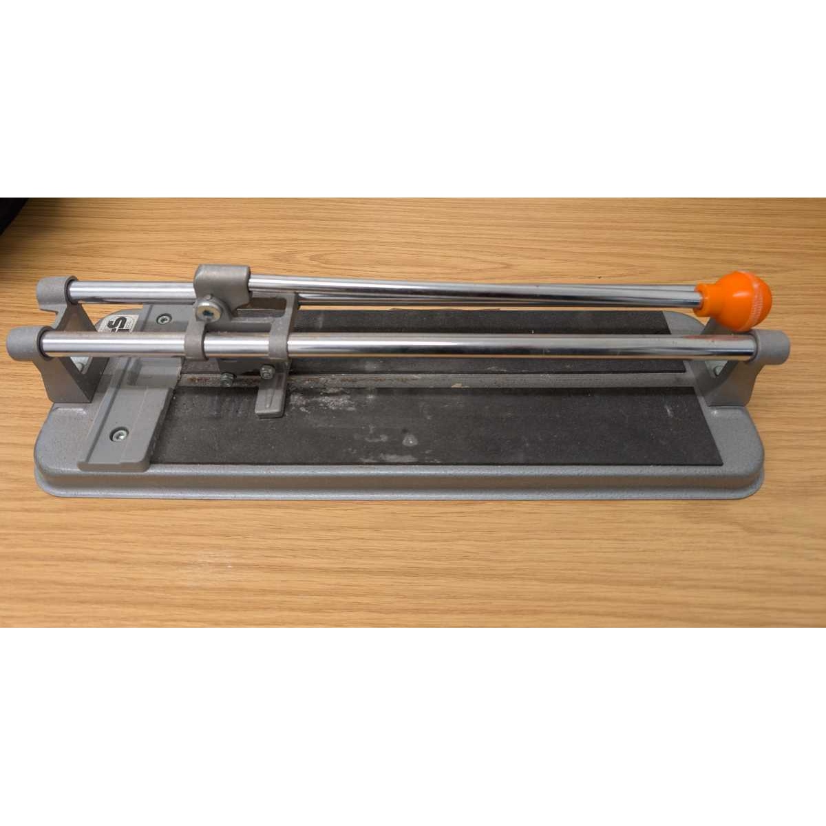 Tile cutter (manual)