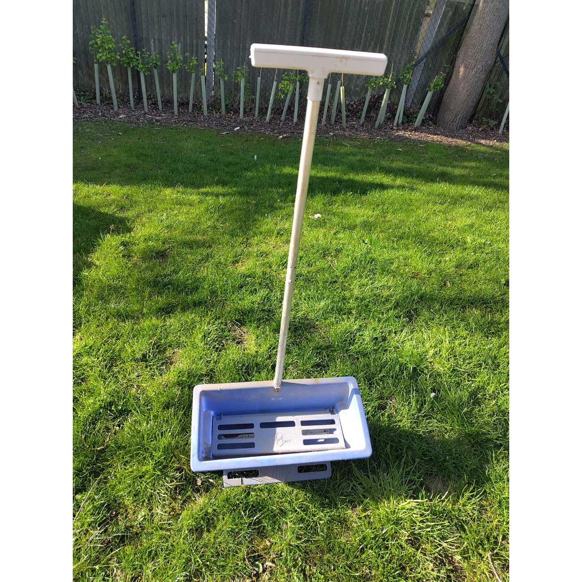 Lawn Seed Spreader