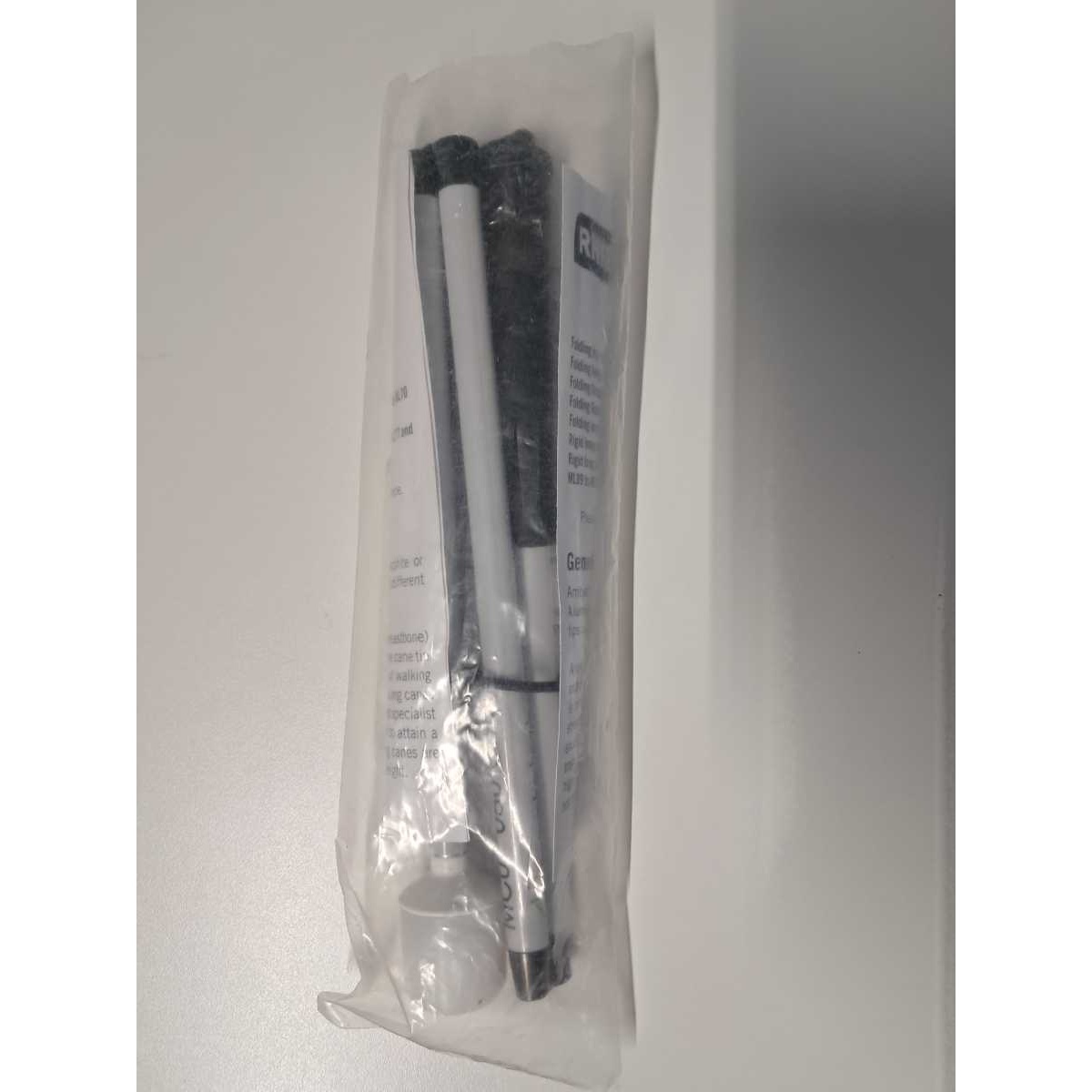 80cm Folding Cane With Rubber Grip and Marshmallow Tip