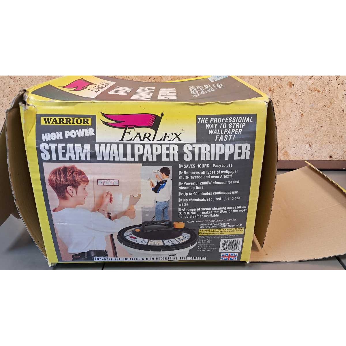 Steam wall paper stripper