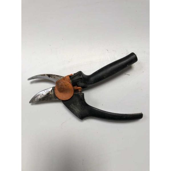 Secateurs