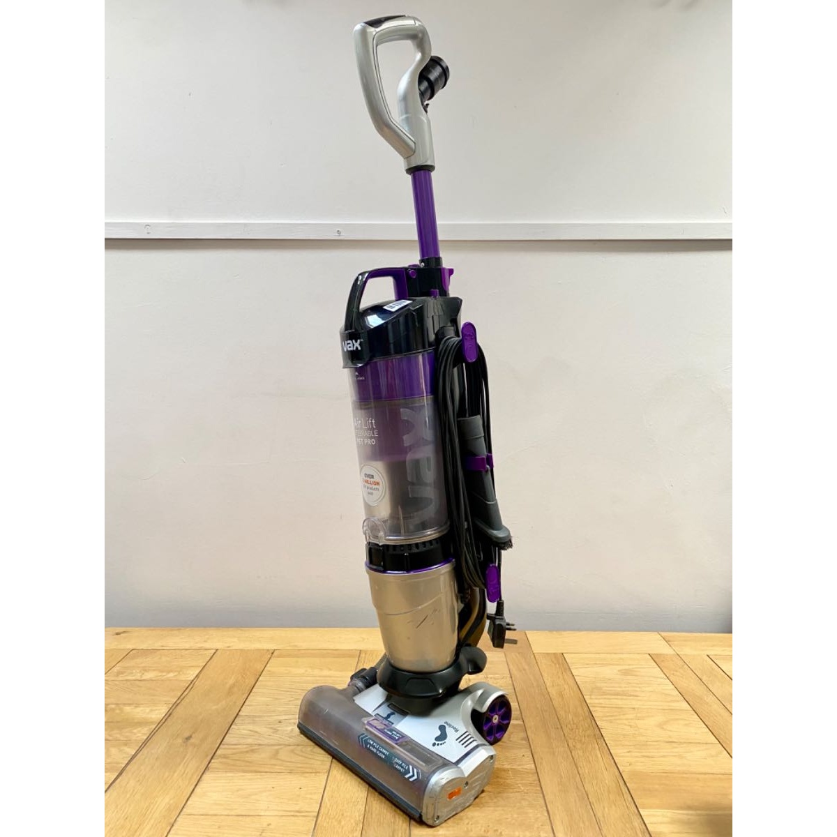 Sold: Vax AirLift Steerable Pet Pro Upright Vacuum Cleaner