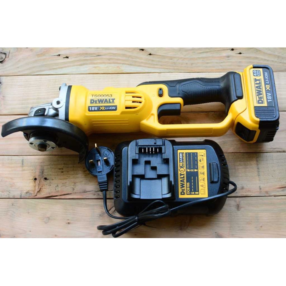 Cordless Dewalt Angle Grinder B