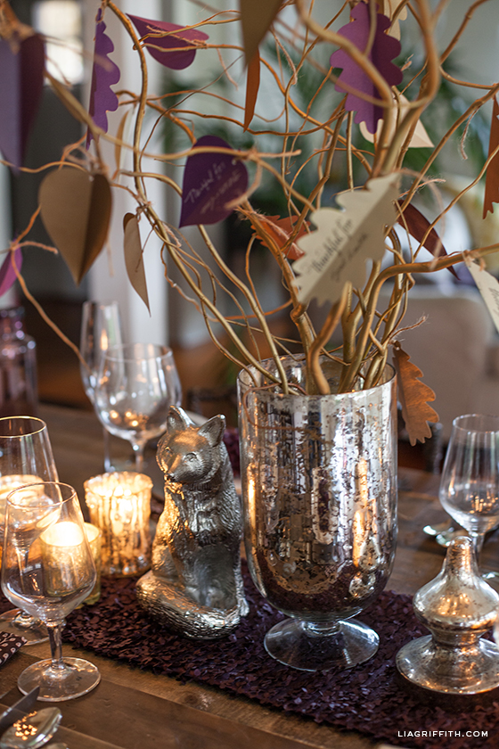 Thanksgiving Centerpiece Tree : Diy thankful tree for your thanksgiving centerpiece