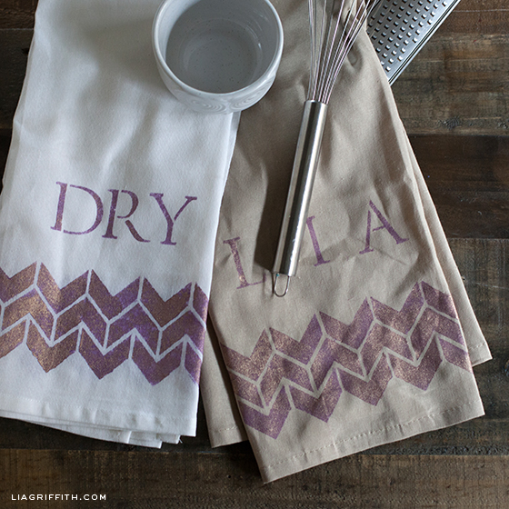 diy monogrammed kitchen towels