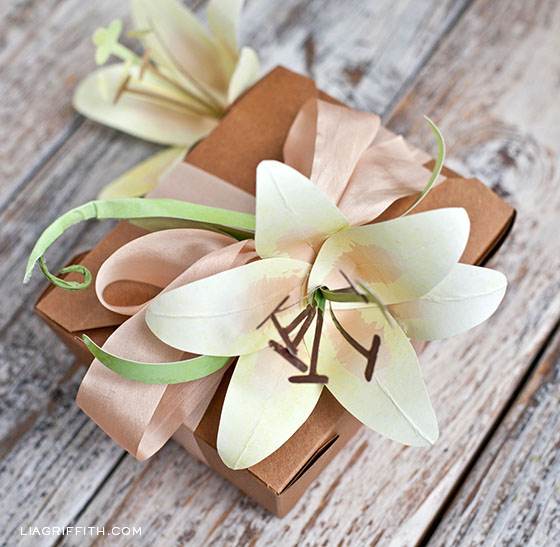 simple diy paper easter lily tutorial and pattern to make today paper lily template