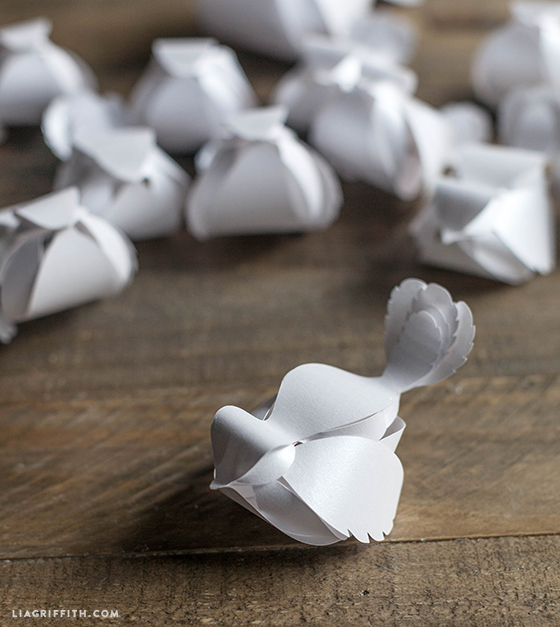 Paper Birds for your Holiday Decorations video tutorial