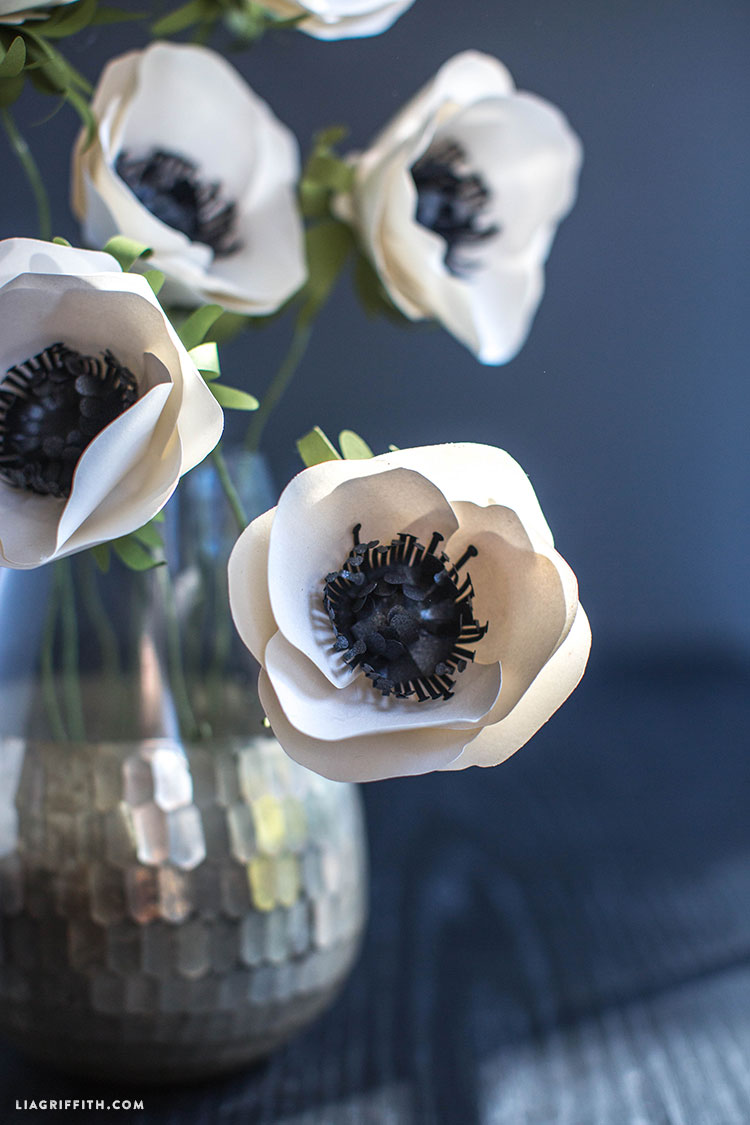 Simple Paper Flower Anemone Lia Griffith