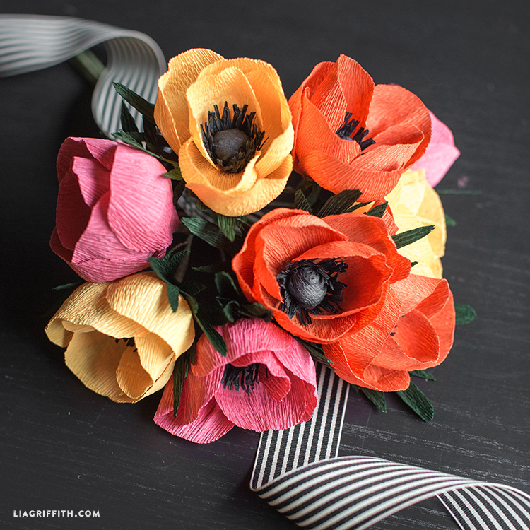 very simple crepe paper anemone lia griffith color paper flower making