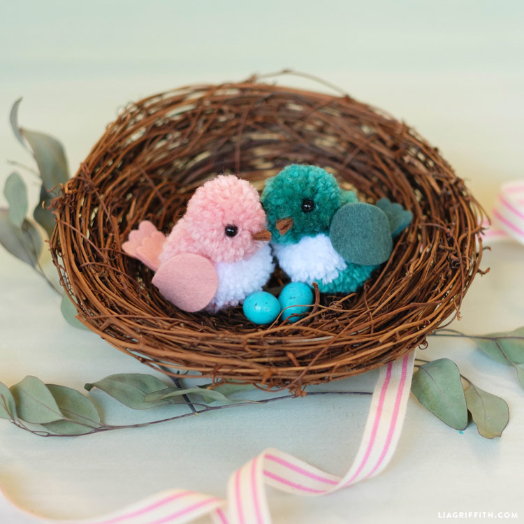 DIY Yarn Birds