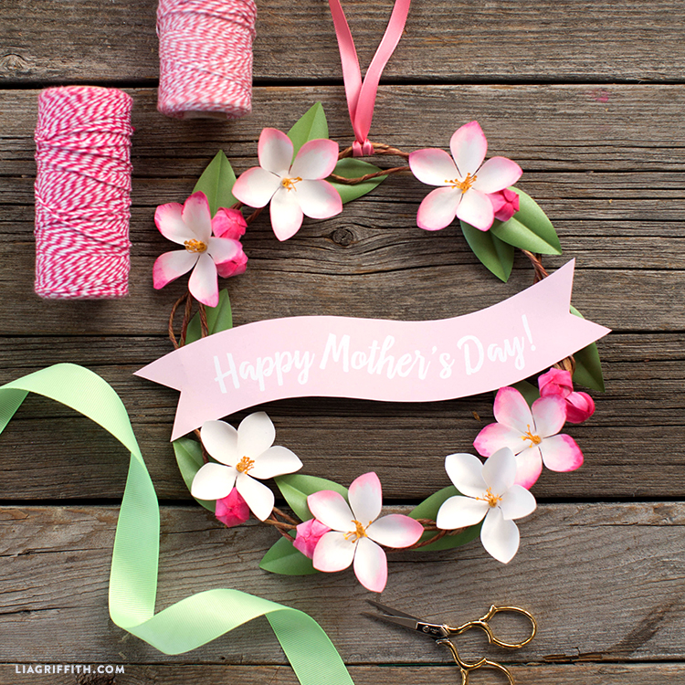 diy mini mother s day wreath with paper apple blossoms diy mini mother s day wreath with paper apple blossoms