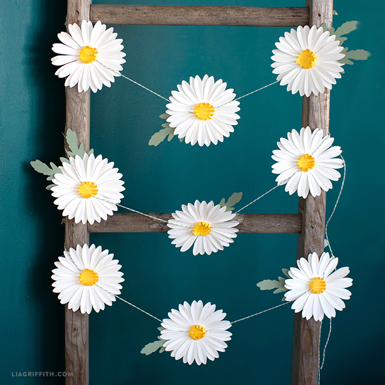 diy easy paper daisy chain to string up in your home flower paper chain