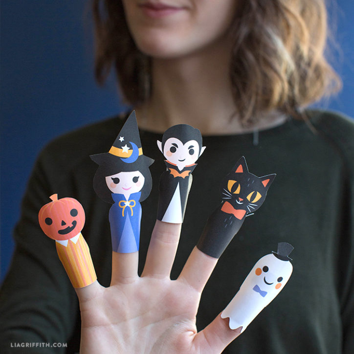 Halloween paper finger puppets