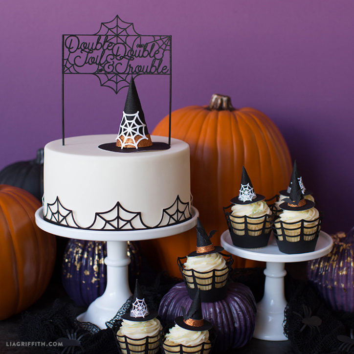 DIY Halloween cake topper and cupcake wrappers