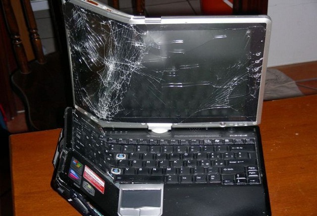 broken-laptop