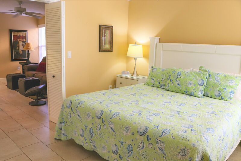 Siesta Beach House #104 Beautiful Updated Unit Siesta Beach House #104 Beautiful Updated Unit