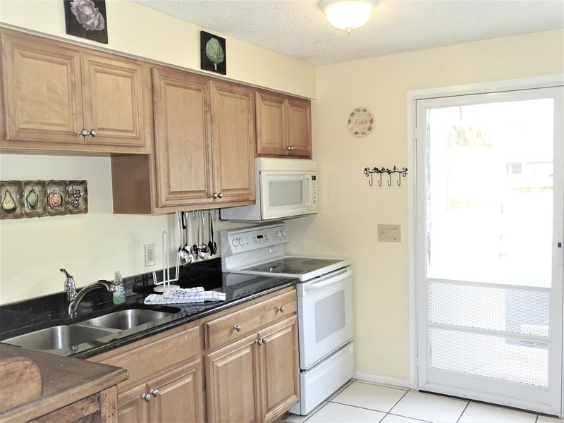 Siesta Beach House #310 Minute Walk to Beach Siesta Beach House #310 Minute Walk to Beach