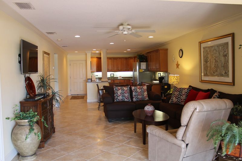 Sunset Royale - 116- Gorgeous Kitchen with granite counters and Sunset Royale - 116- Gorgeous Kitchen with granite counters and