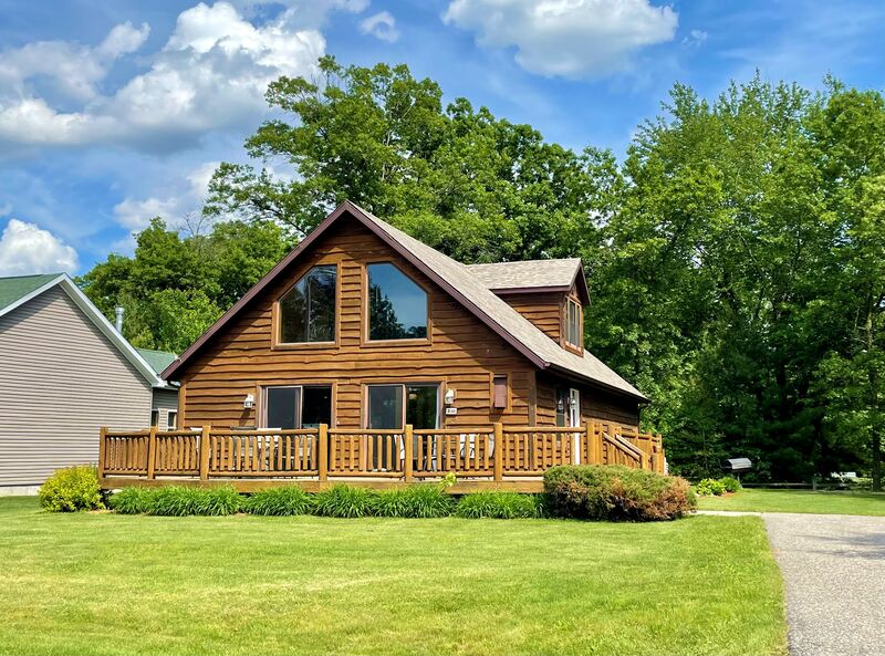 American Great Outdoors Wisconsin Dells Cabin From Spring Brook