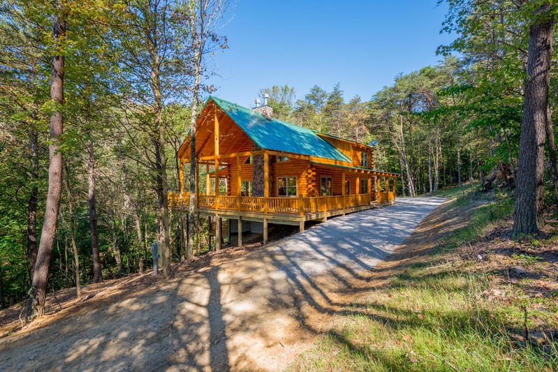 Book The Blackjack Ridge Hocking Hills House Rental