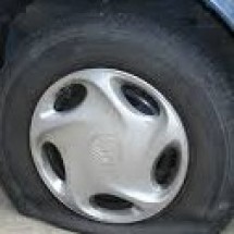 Flowood flat tyre