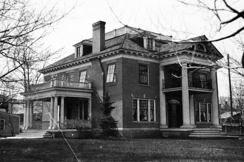 Historic Livingston House