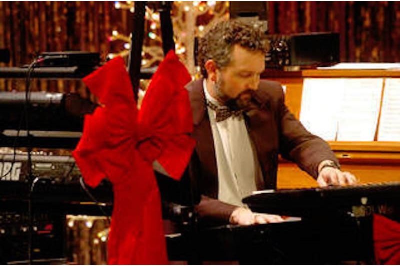 "A Touch of Christmas" with Brach Thomson and Friends