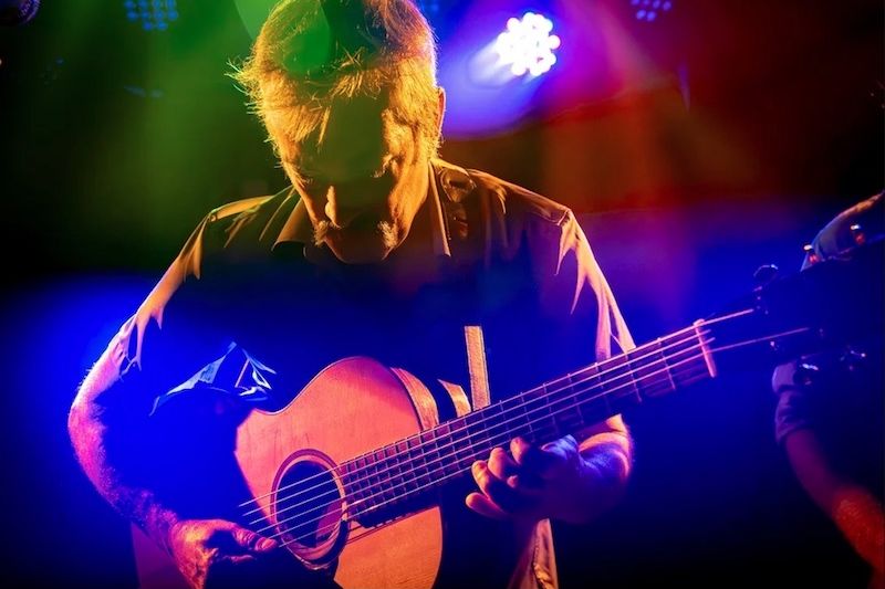 Larry Keel Experience with Buffalo Galaxy