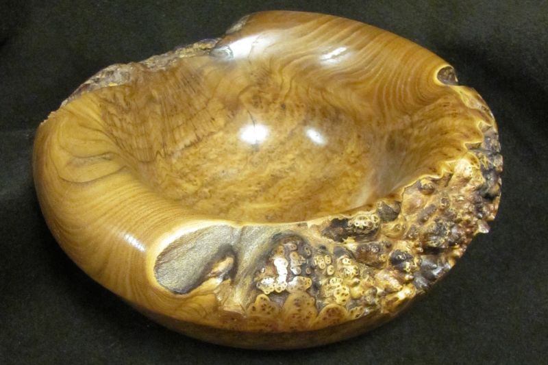 Turned bowl, Roy Knudsen