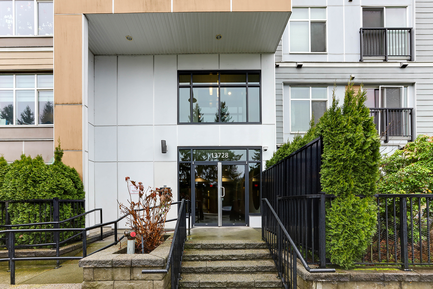 Property photo 102