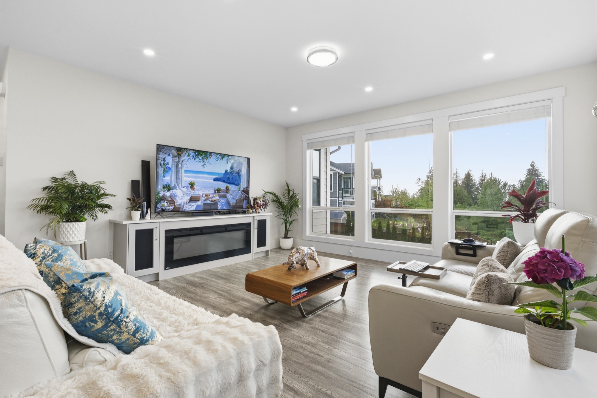 Property photo 109