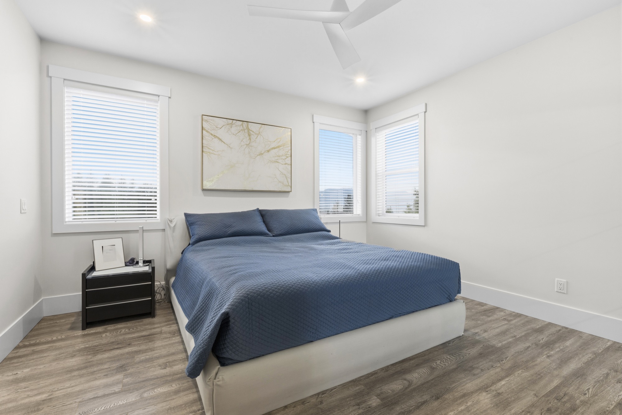 Property photo 121