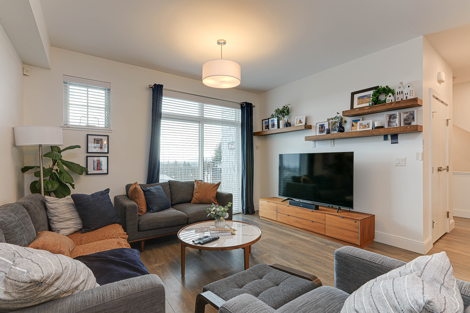 Property photo 112