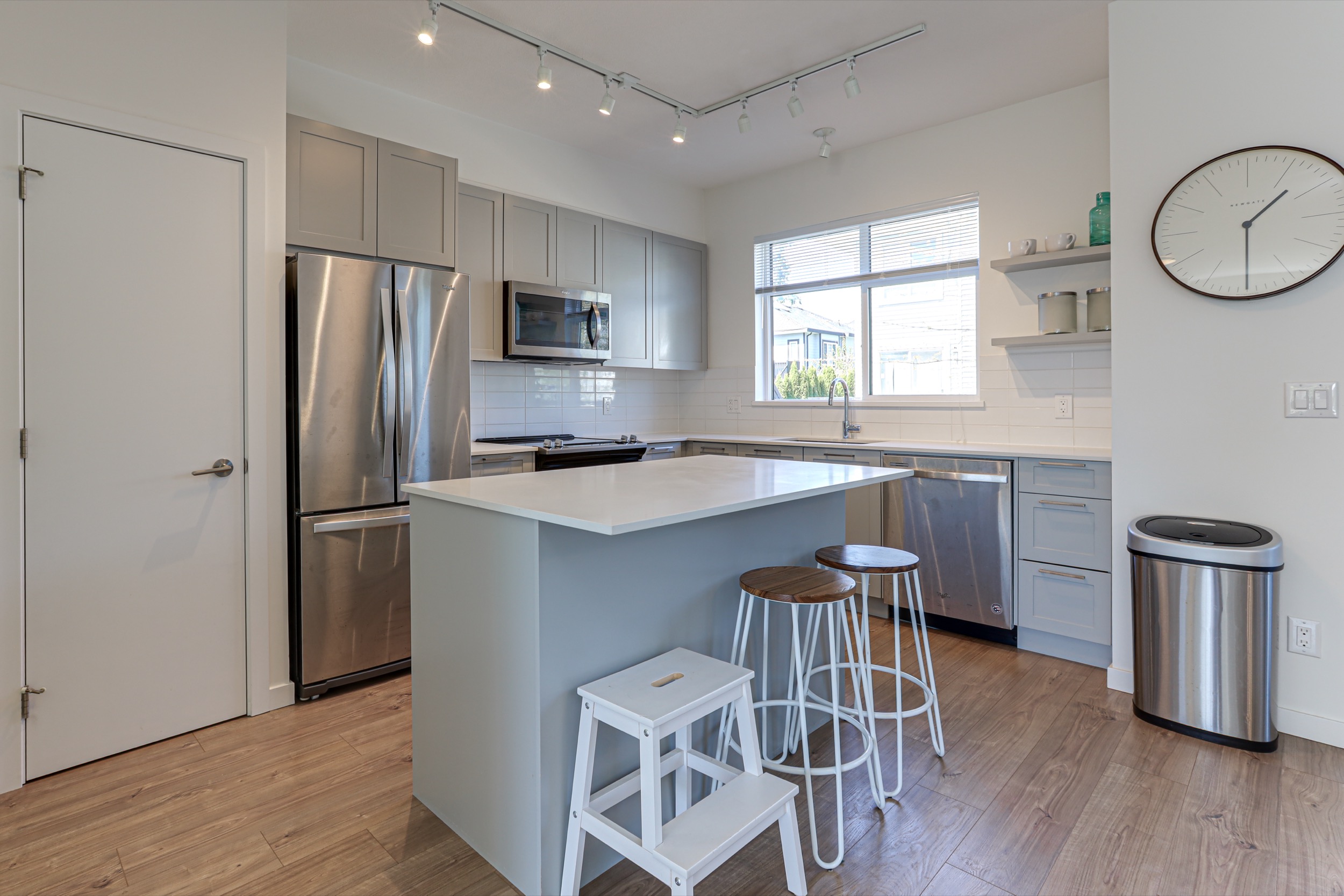 Property photo 121