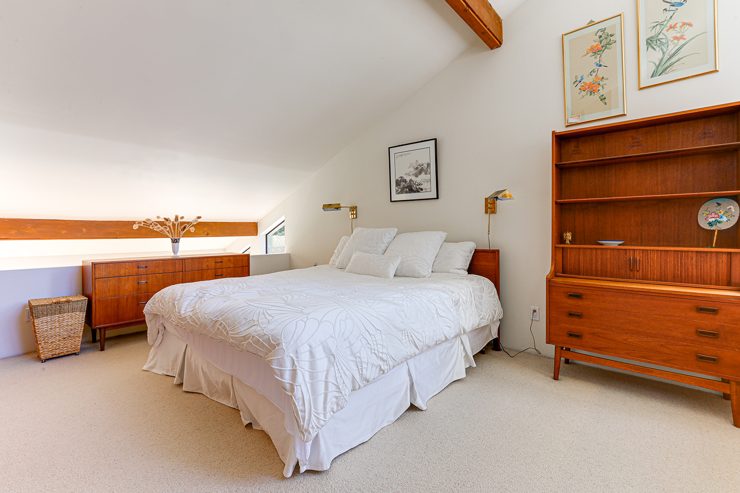 Property photo 125