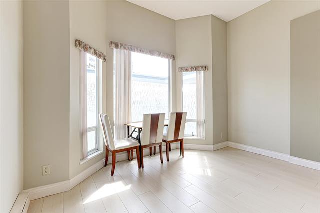 Property photo 136
